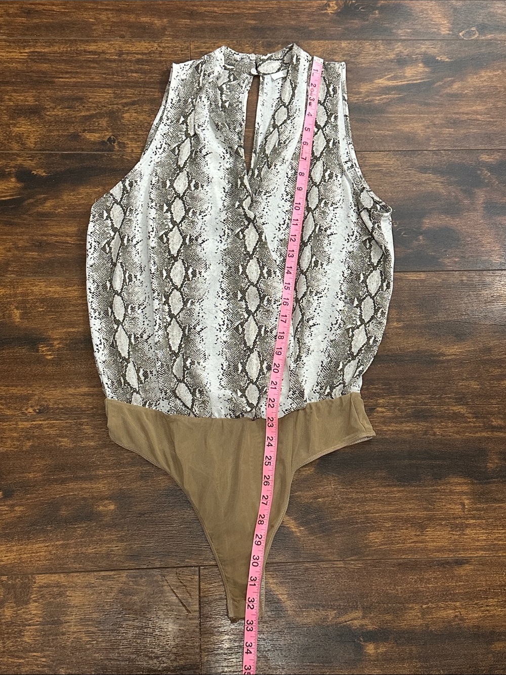 Snake Print Bodysuit π LUSH L Sleek & Sassy π₯ - Picture 4 of 8